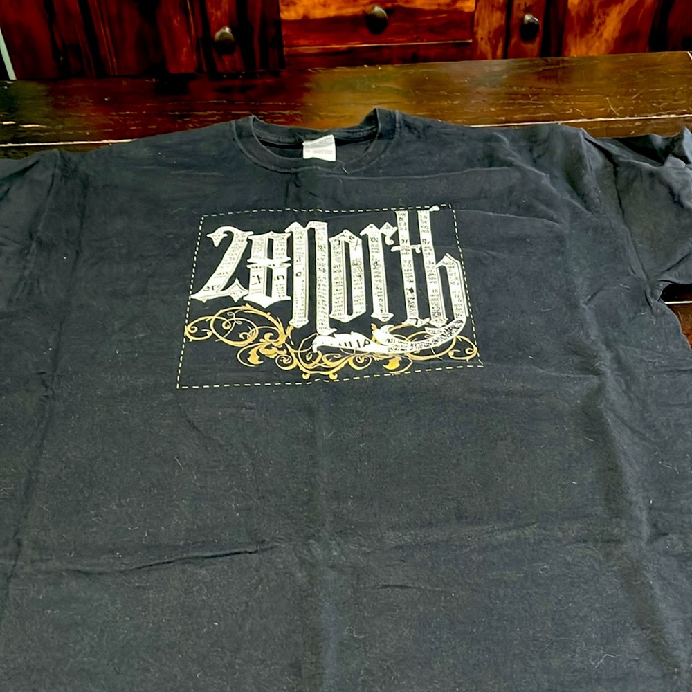 t shirt
